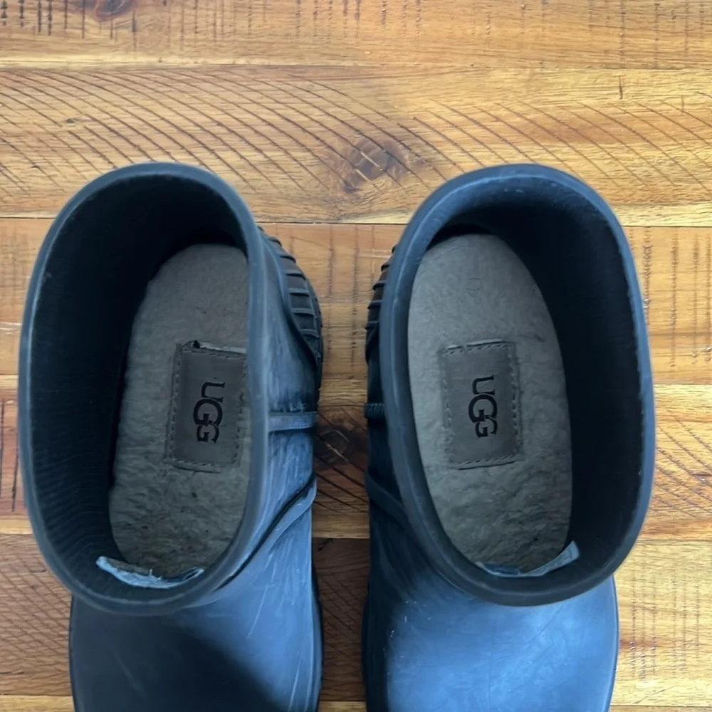 UGG Black Rubber Ankle Boots Kids' Drizlita Waterproof Rain Boot